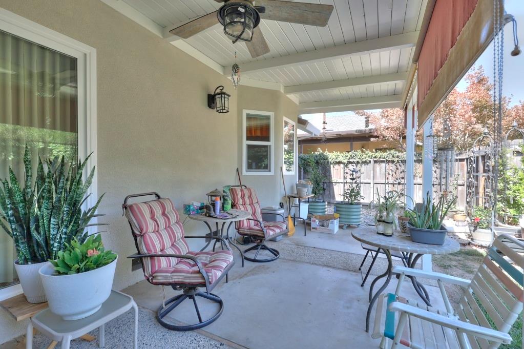 3808 Poinsettia Dr, Modesto, CA 95356