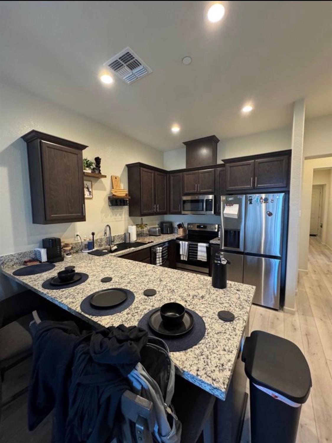 6204 Chavez Ct, Riverbank, CA 95367