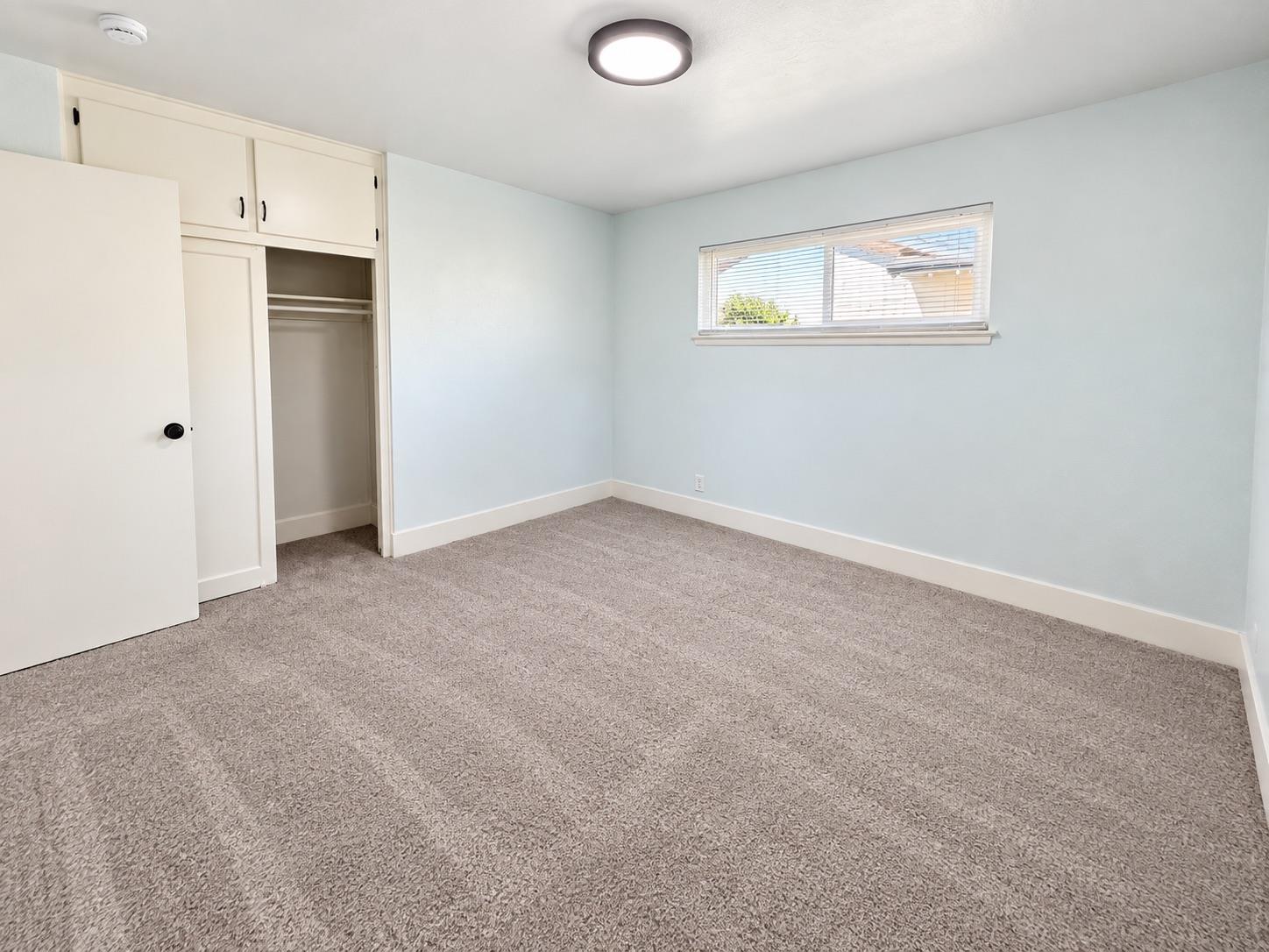 3856 N Hacienda Dr, Fresno, CA 93705
