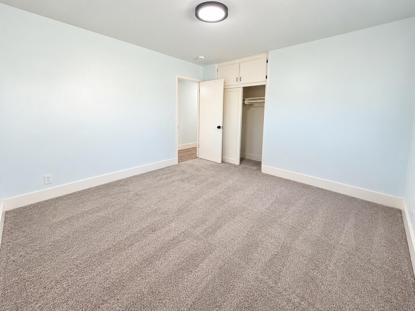 3856 N Hacienda Dr, Fresno, CA 93705