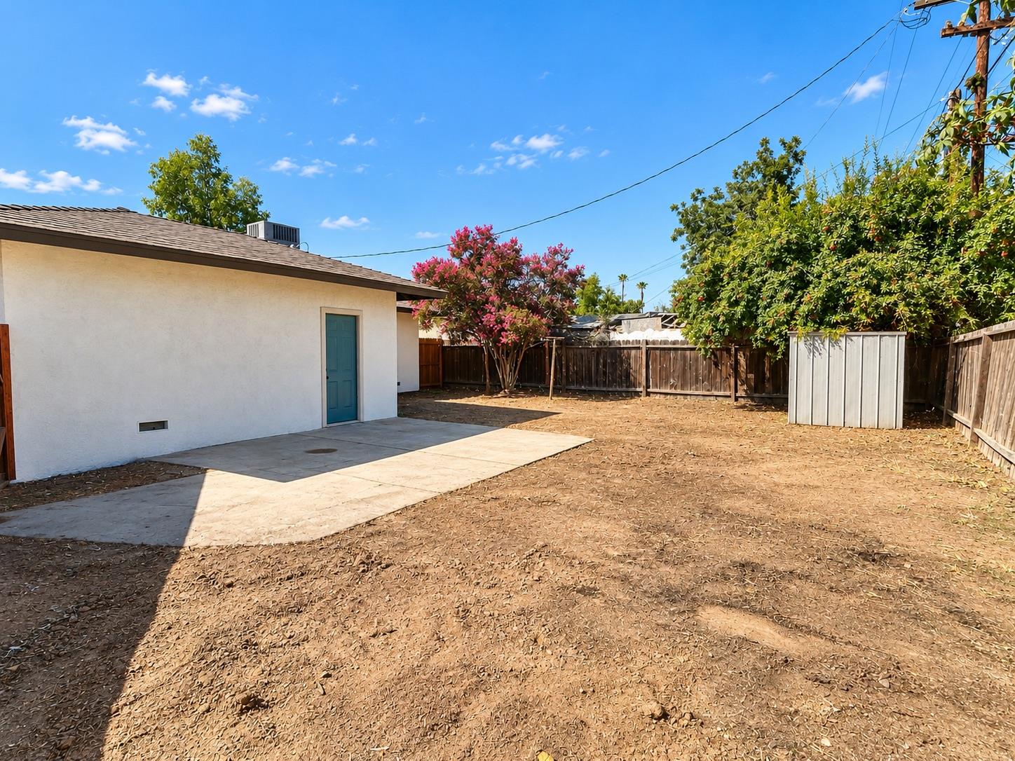 3856 N Hacienda Dr, Fresno, CA 93705