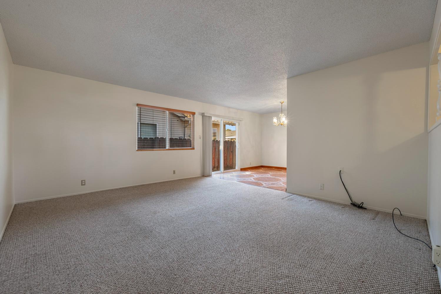 913 Sylvia St, Gustine, CA 95322