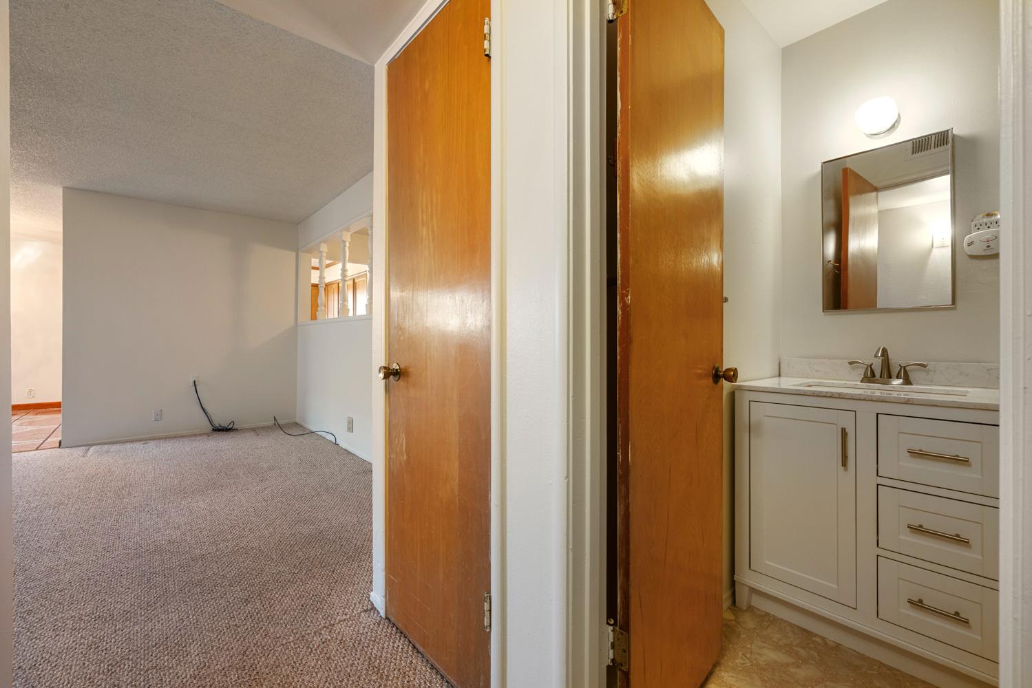913 Sylvia St, Gustine, CA 95322