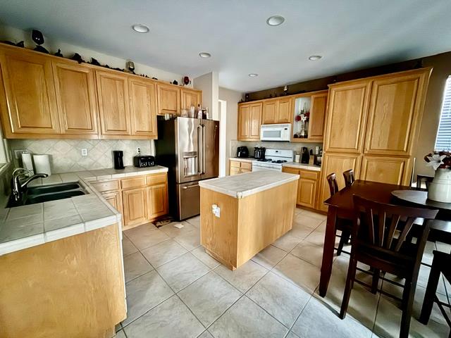 20536 Sarazen Ln, Patterson, CA 95363