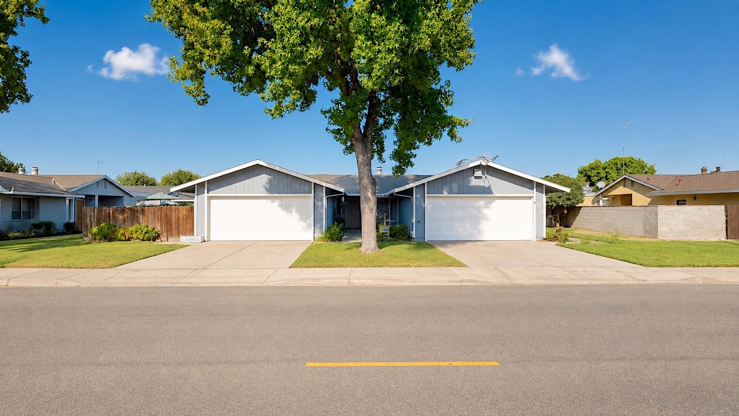 1647 1649 Moffett Rd, Ceres, CA 95307