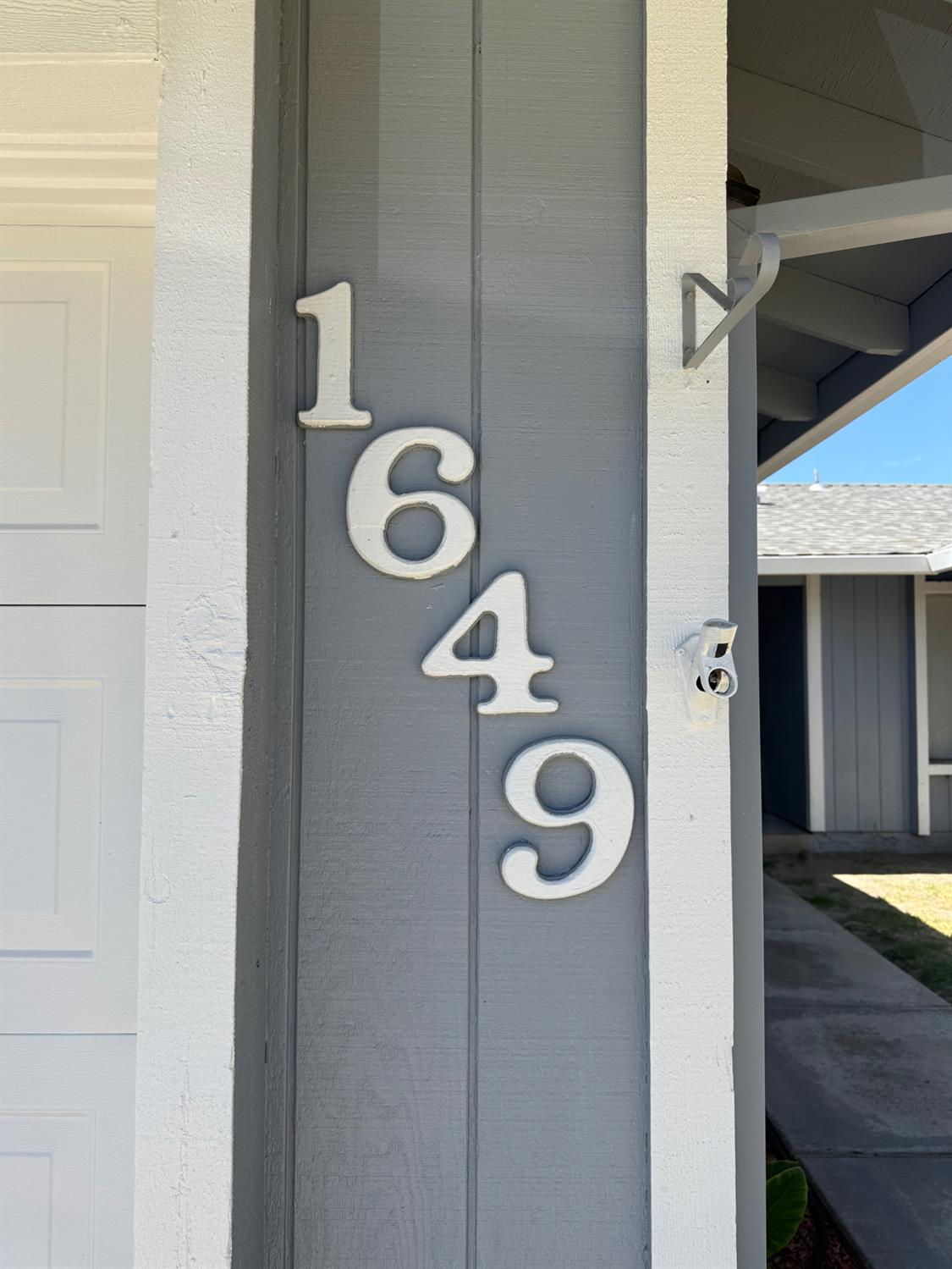 1647 1649 Moffett Rd, Ceres, CA 95307