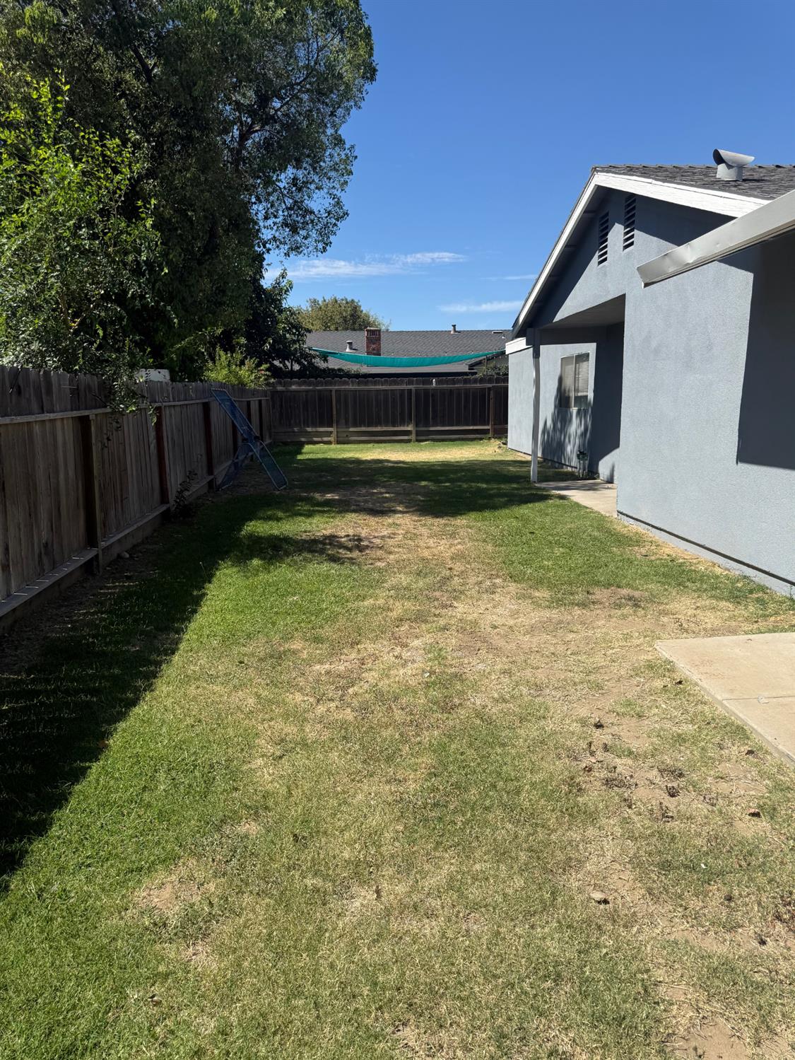 1647 1649 Moffett Rd, Ceres, CA 95307