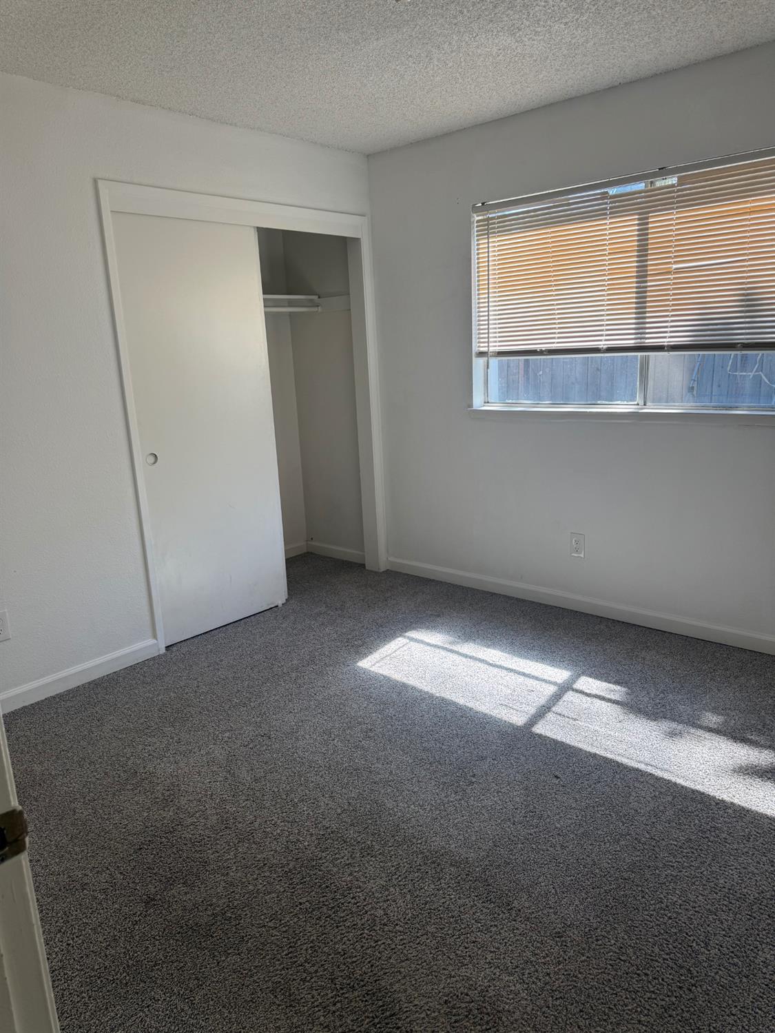 1647 1649 Moffett Rd, Ceres, CA 95307