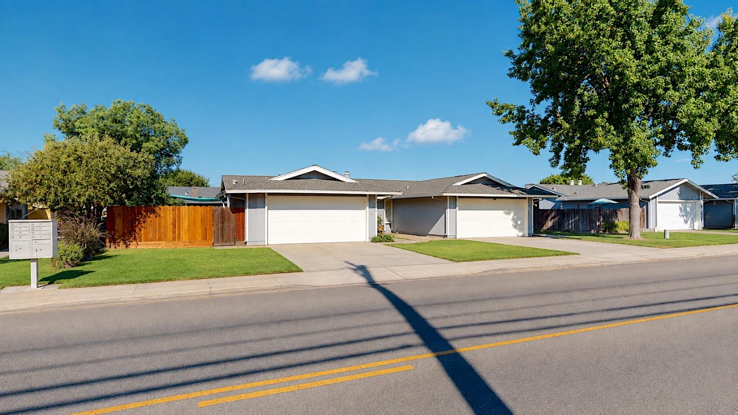 1645 1643 Moffett Rd, Ceres, CA 95307
