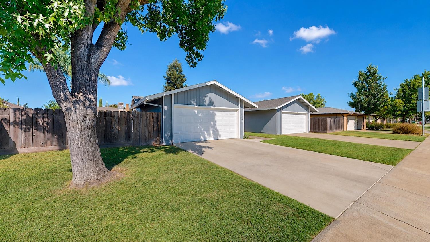 1645 1643 Moffett Rd, Ceres, CA 95307