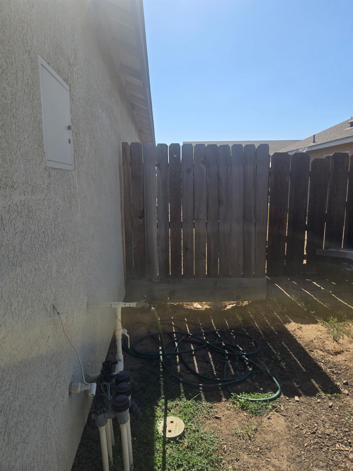 272 E San Pedro St, Merced, CA 95341