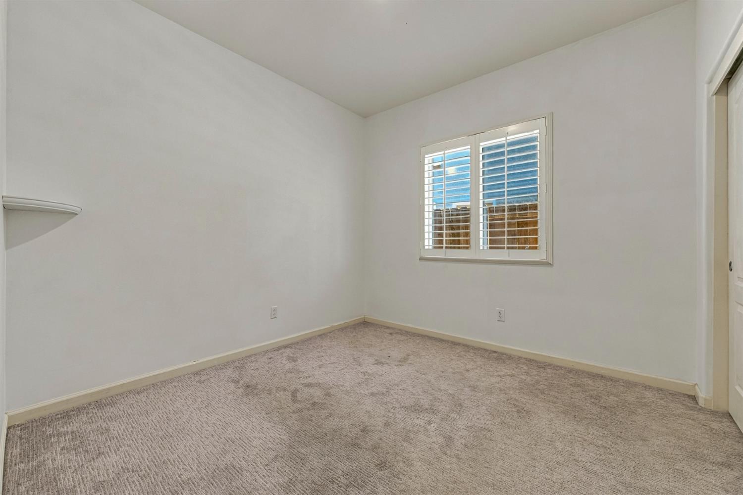 638 Phelps Dr, Merced, CA 95348