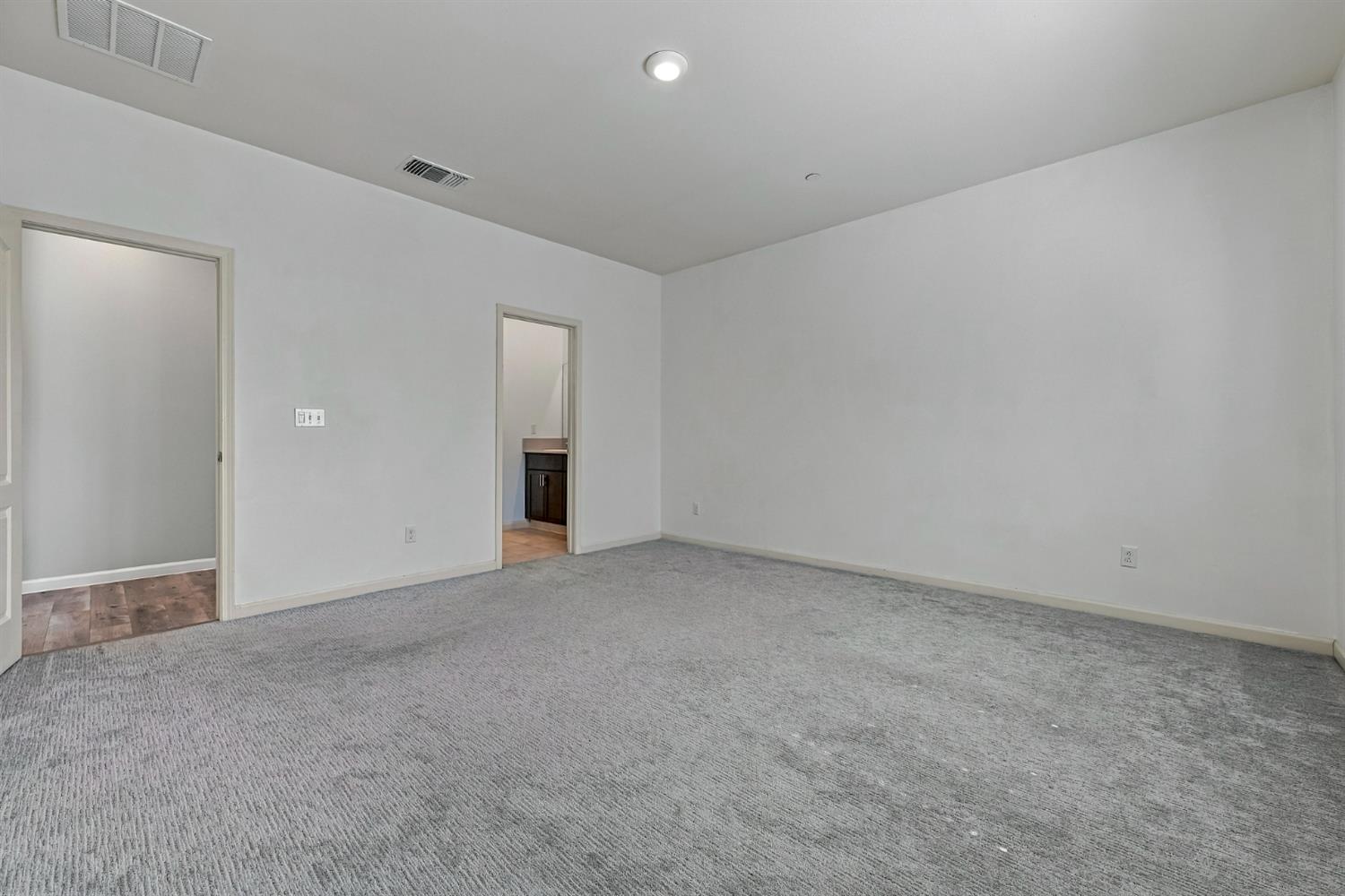 638 Phelps Dr, Merced, CA 95348