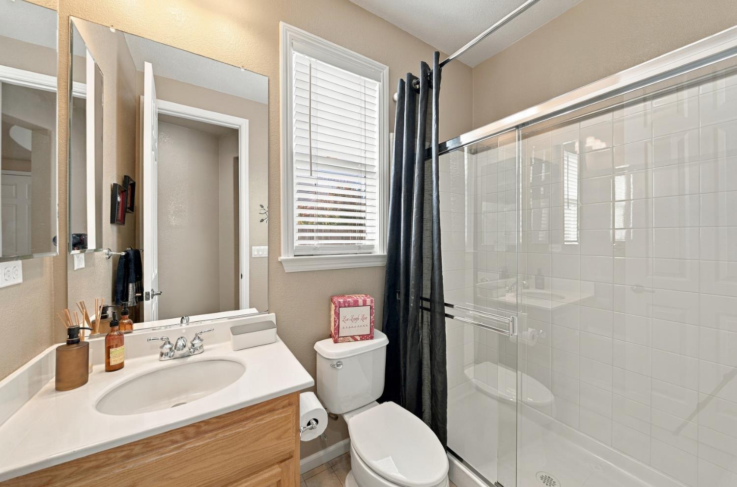 1530 Calhoun Ave, Ripon, CA 95366