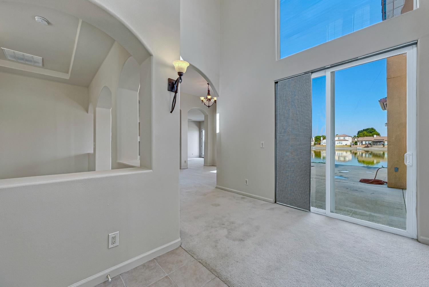 8185 Lake Shore Dr, Chowchilla, CA 93610