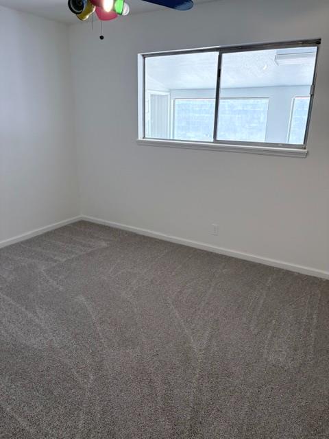 1906 W Saratoga Dr, Modesto, CA 95350