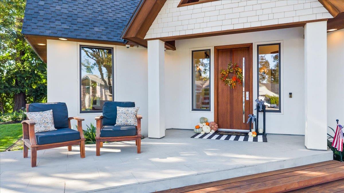 1176 Bogarin Ln, Ripon, CA 95366