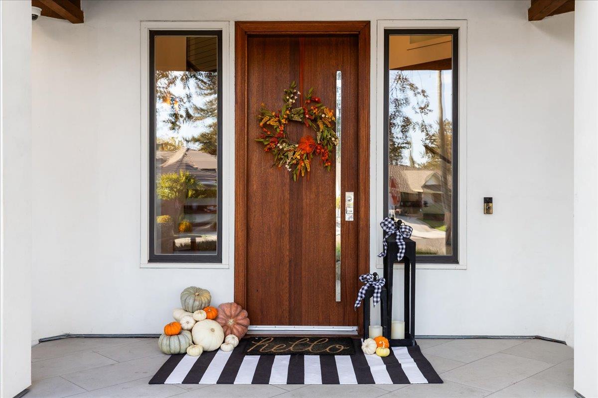 1176 Bogarin Ln, Ripon, CA 95366
