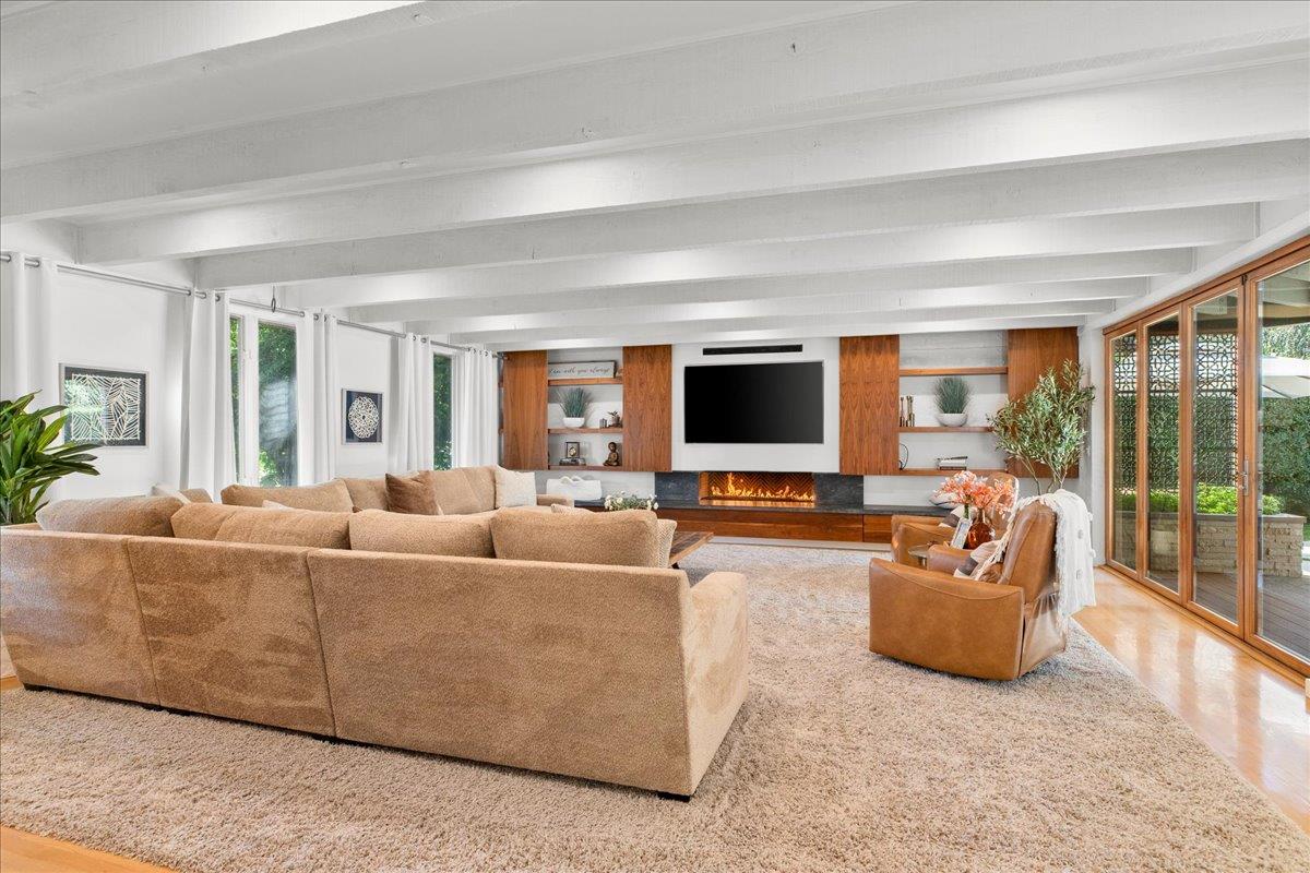 1176 Bogarin Ln, Ripon, CA 95366