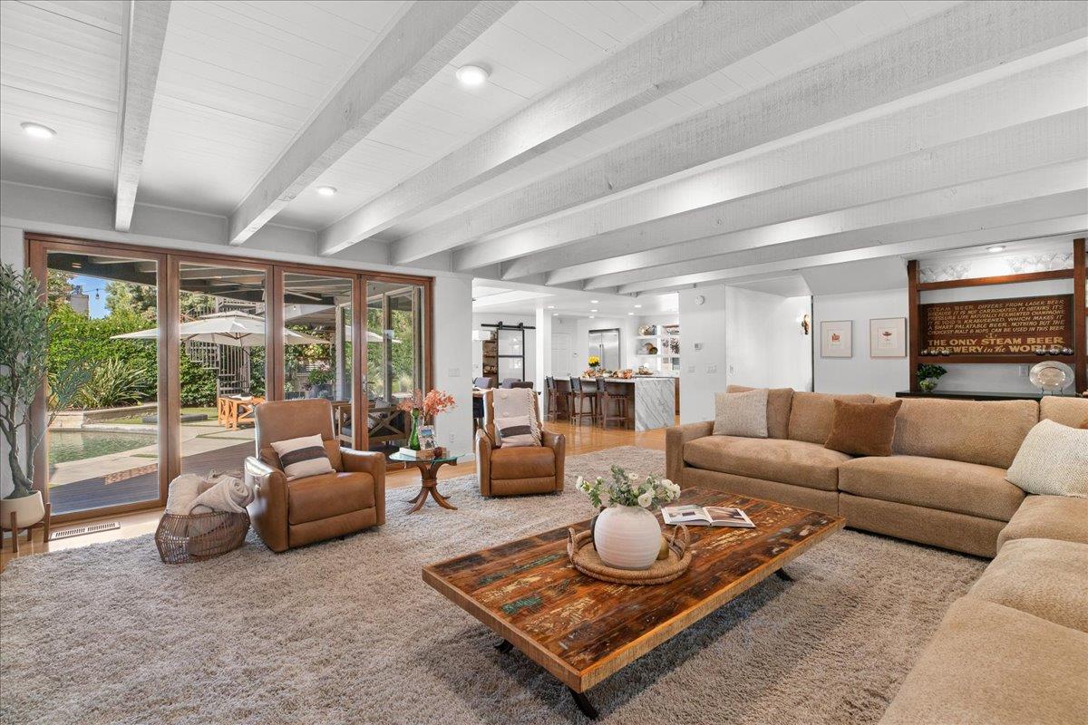 1176 Bogarin Ln, Ripon, CA 95366