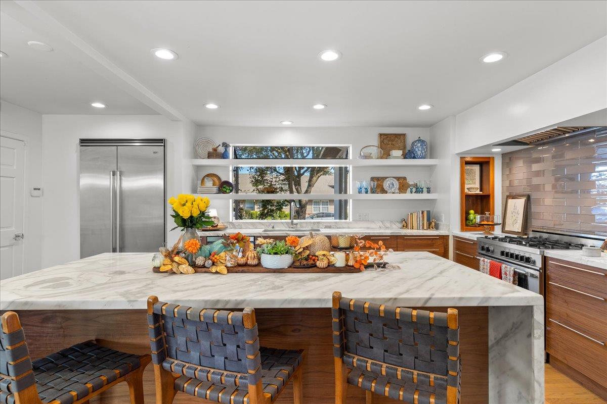 1176 Bogarin Ln, Ripon, CA 95366