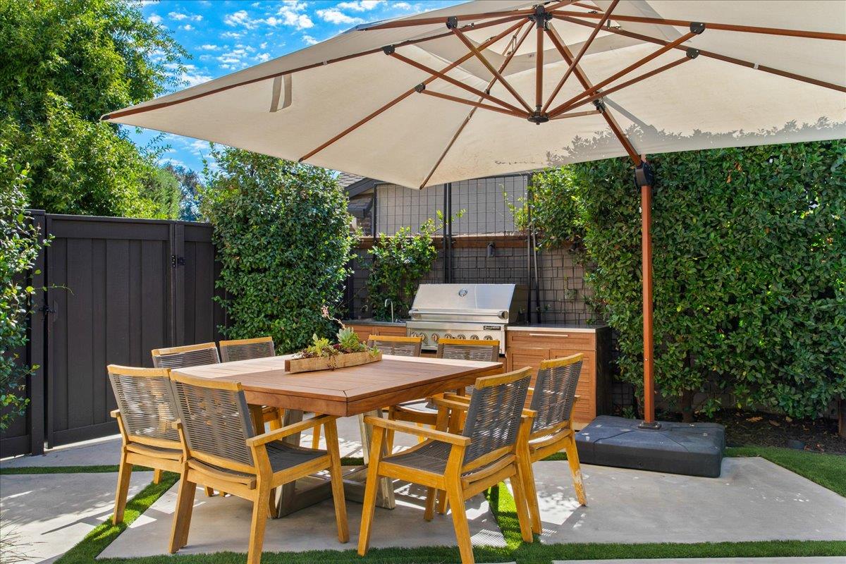 1176 Bogarin Ln, Ripon, CA 95366