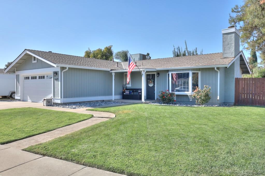 669 Flora Way, Waterford, CA 95386