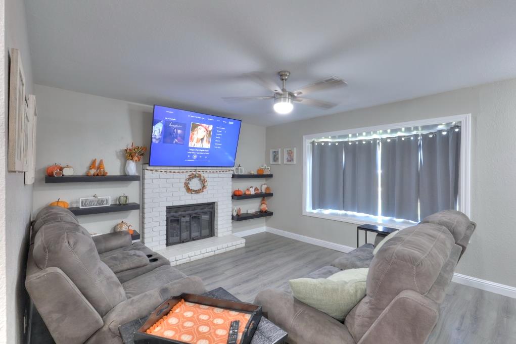 669 Flora Way, Waterford, CA 95386