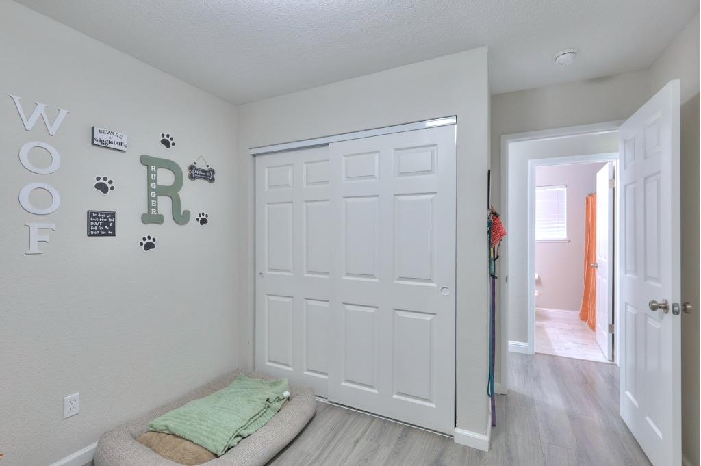 669 Flora Way, Waterford, CA 95386