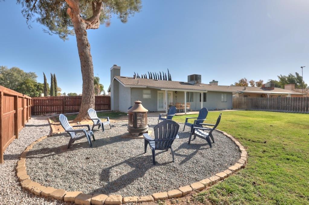 669 Flora Way, Waterford, CA 95386