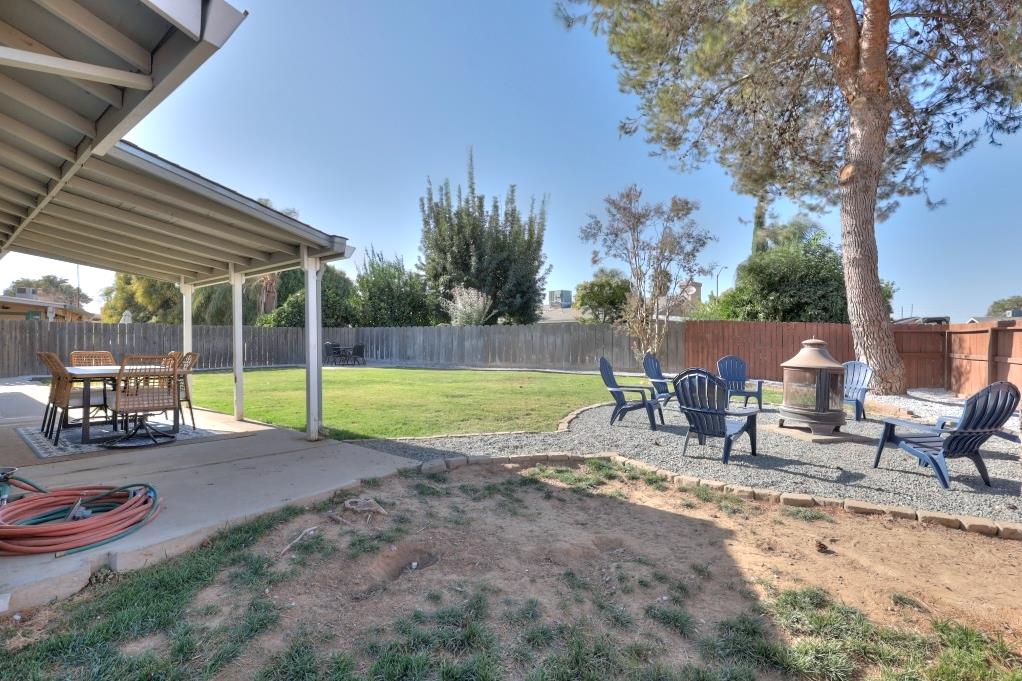 669 Flora Way, Waterford, CA 95386