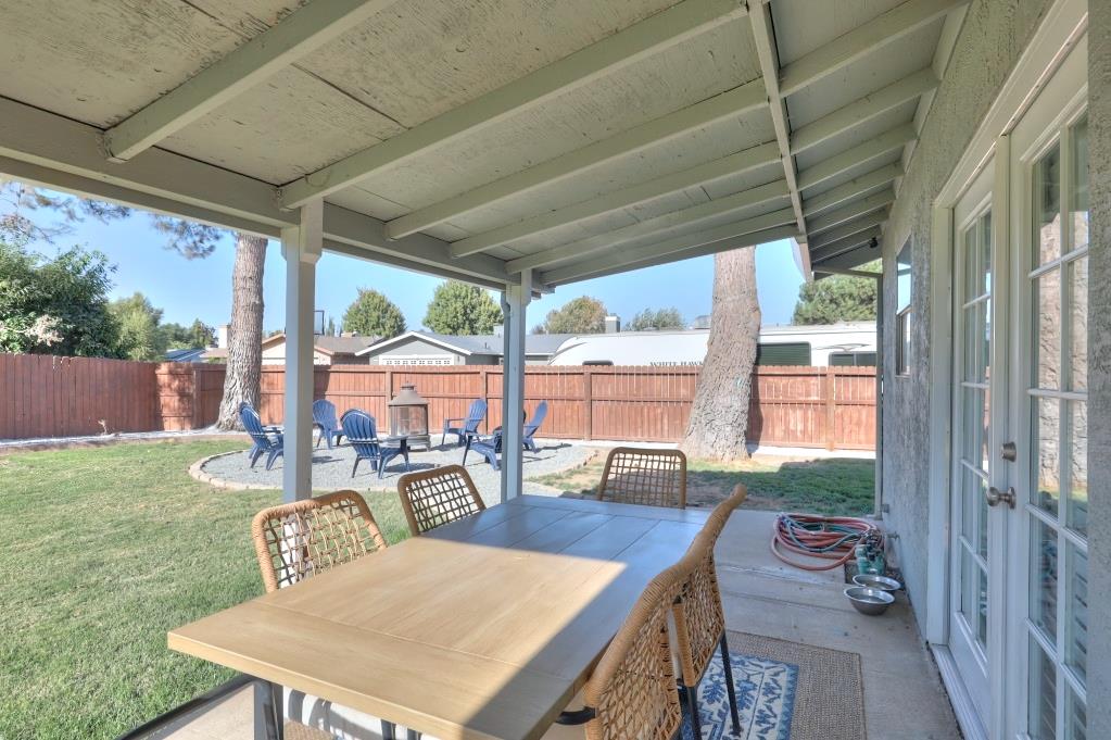 669 Flora Way, Waterford, CA 95386