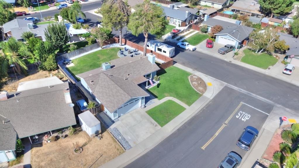 669 Flora Way, Waterford, CA 95386