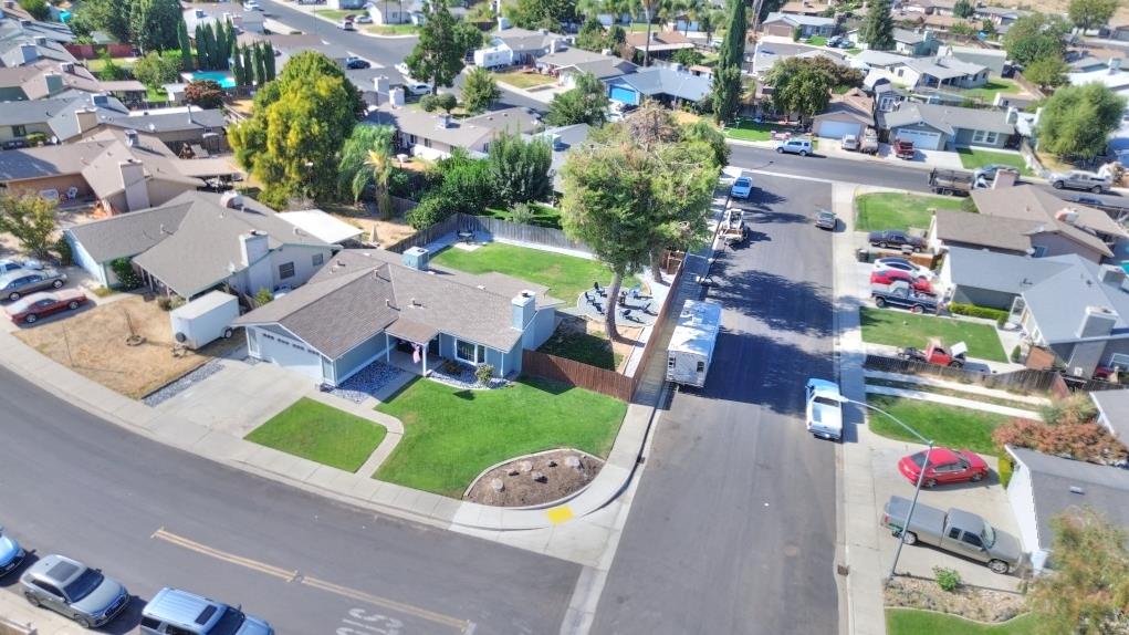 669 Flora Way, Waterford, CA 95386