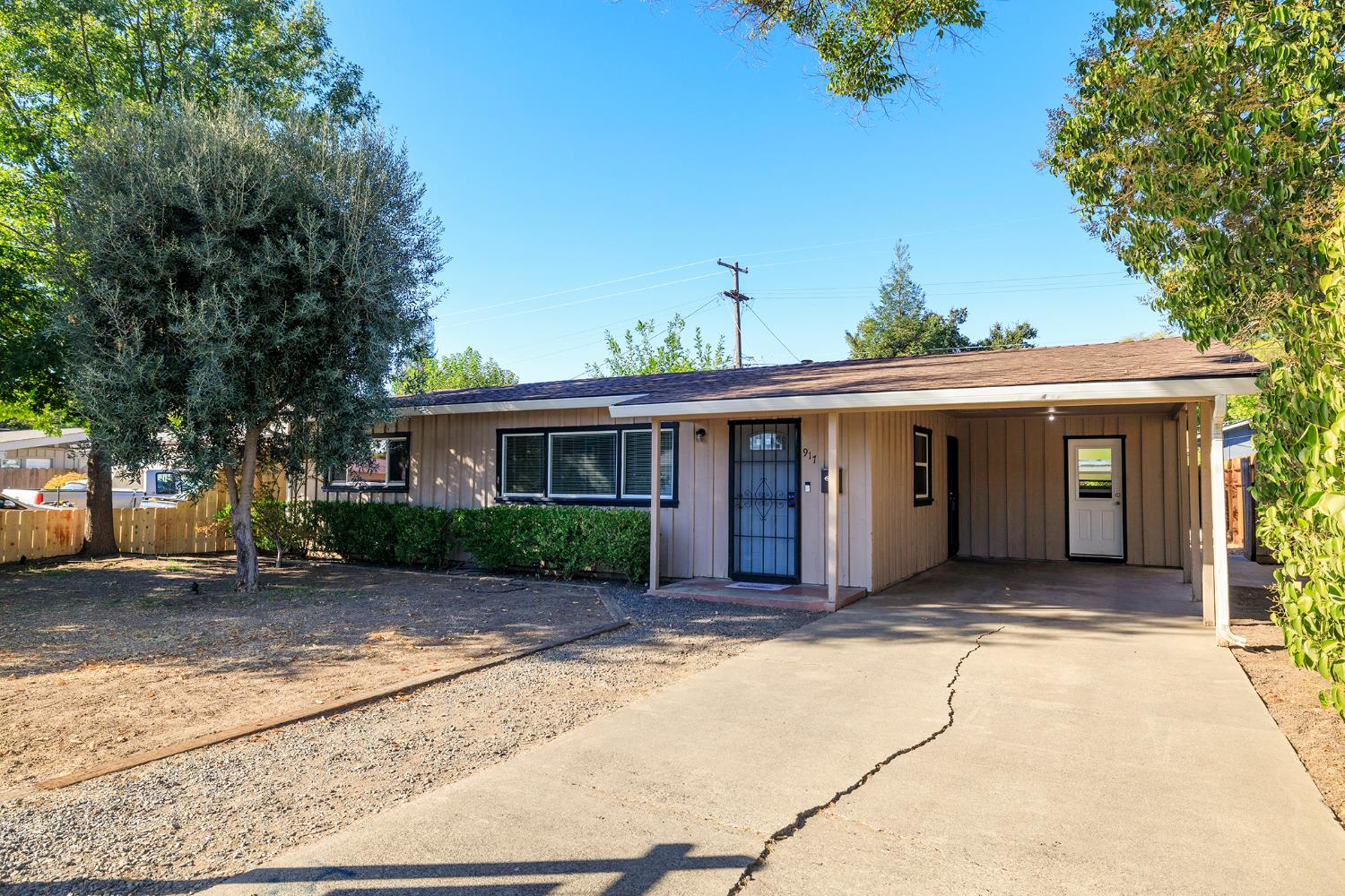 917 Whittier, Modesto, CA 95350