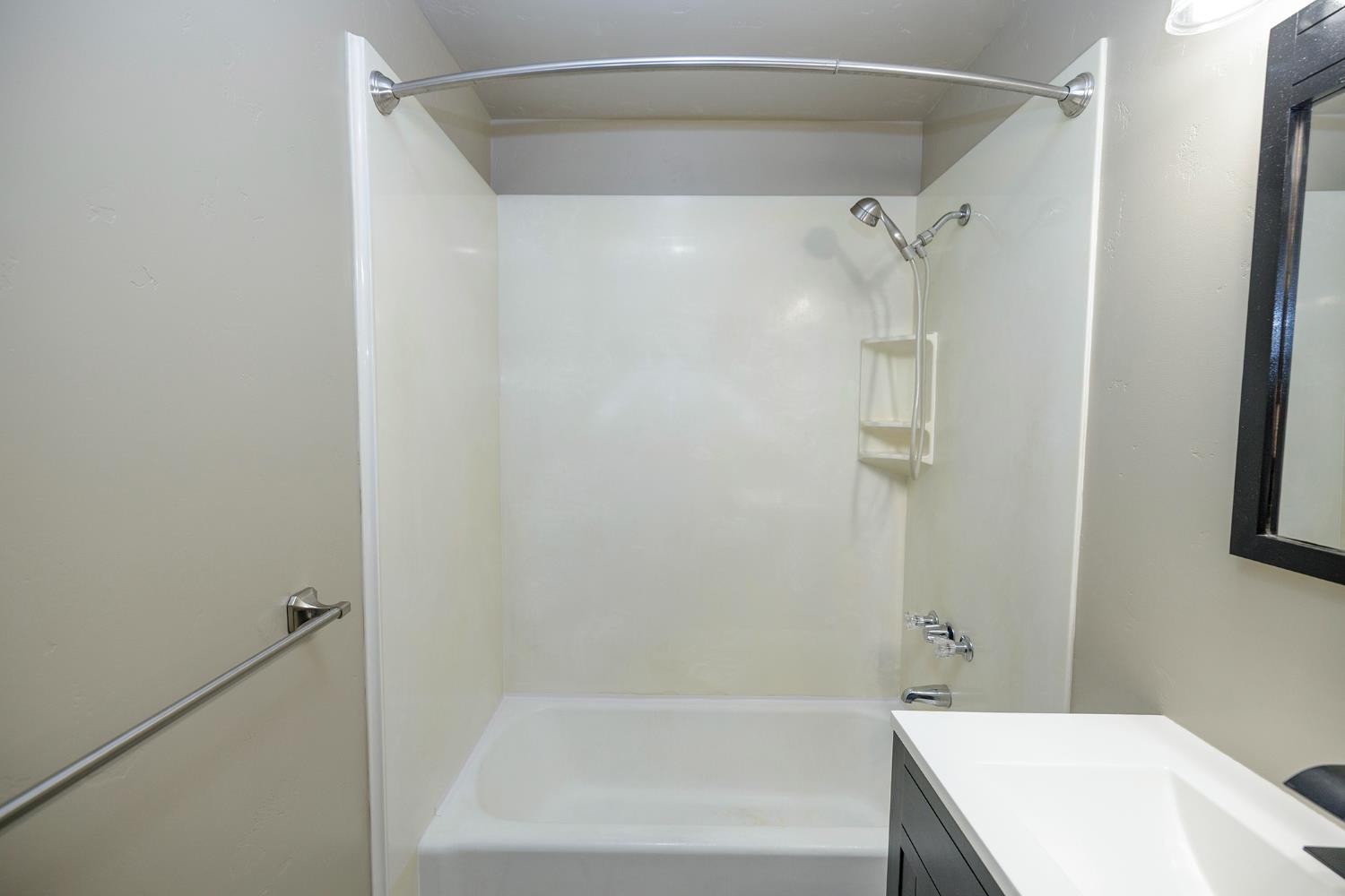 917 Whittier, Modesto, CA 95350