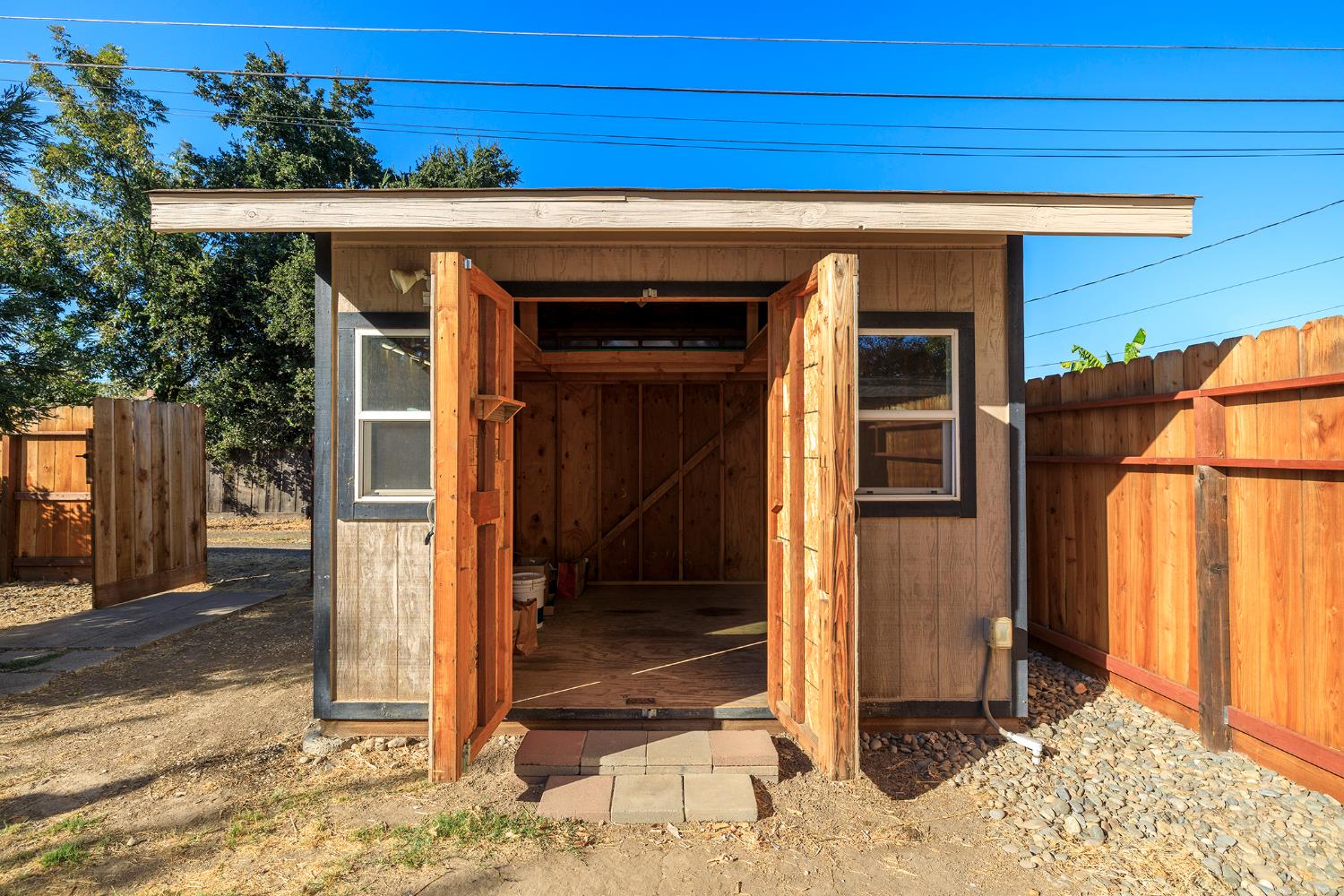 917 Whittier, Modesto, CA 95350