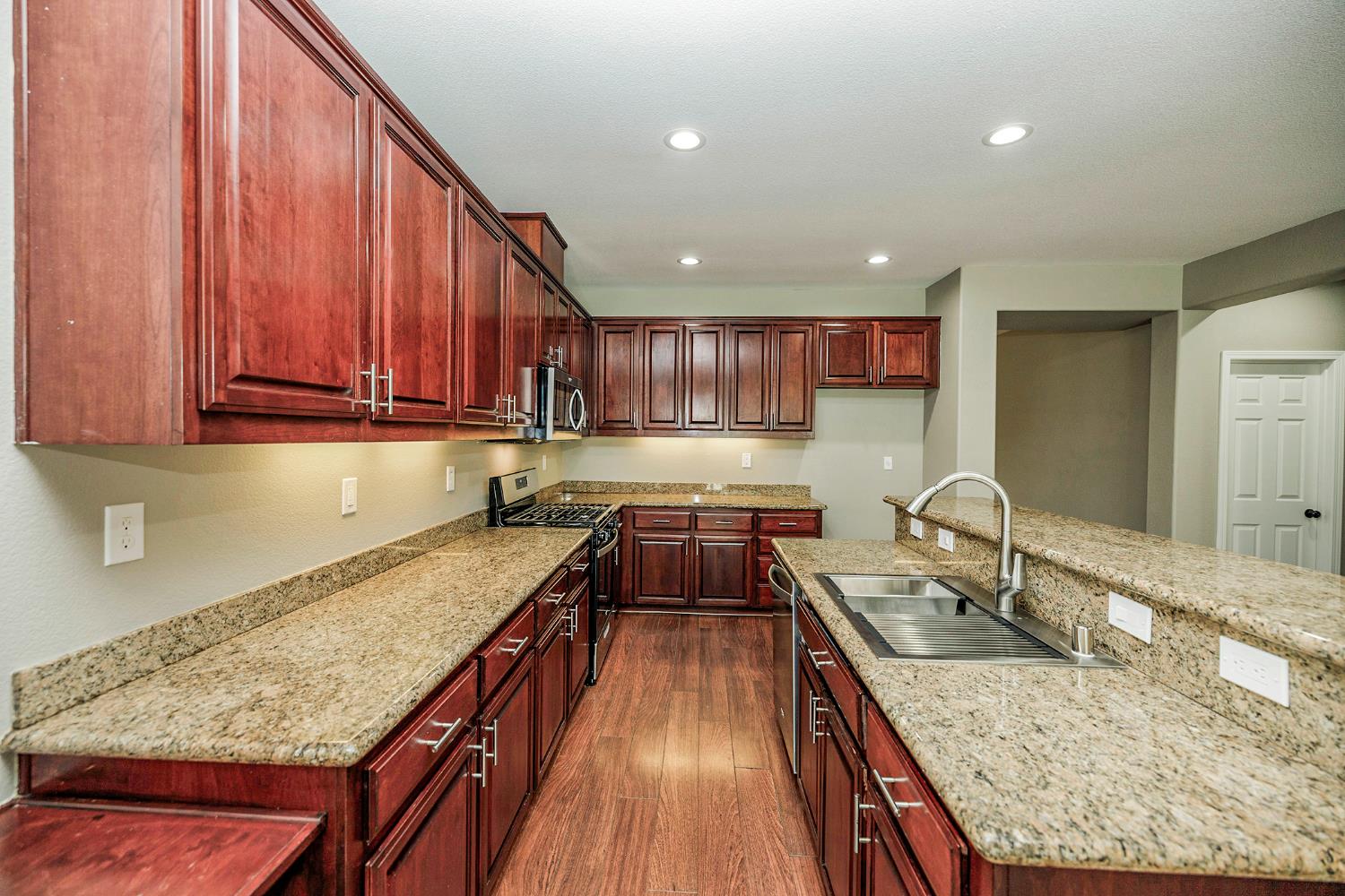 20633 Sarazen Pl, Patterson, CA 95363