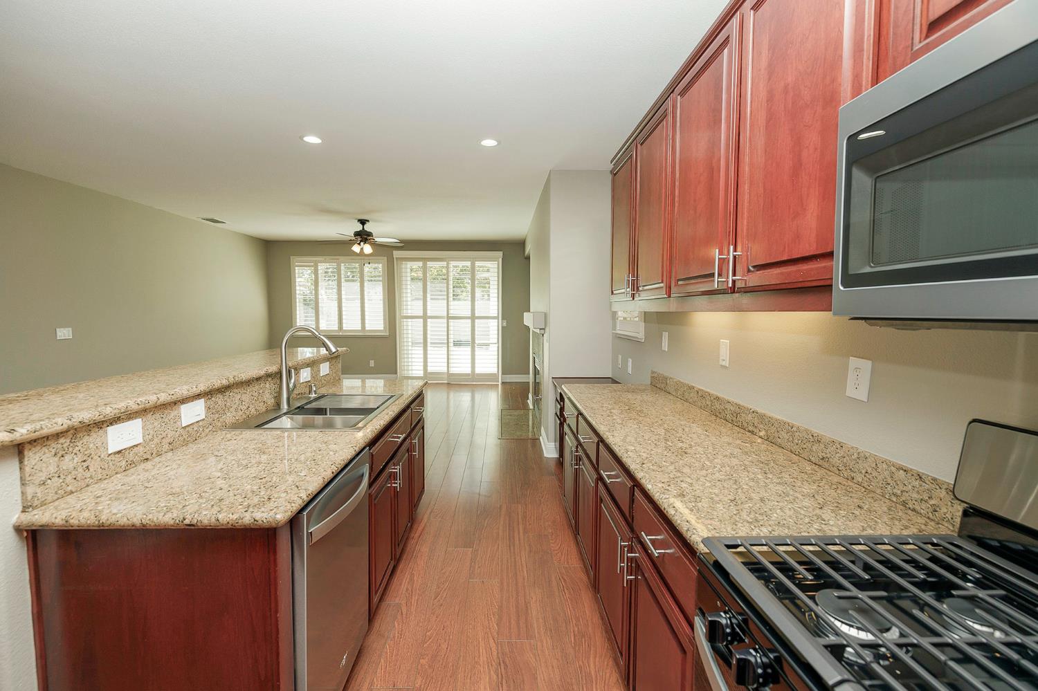 20633 Sarazen Pl, Patterson, CA 95363