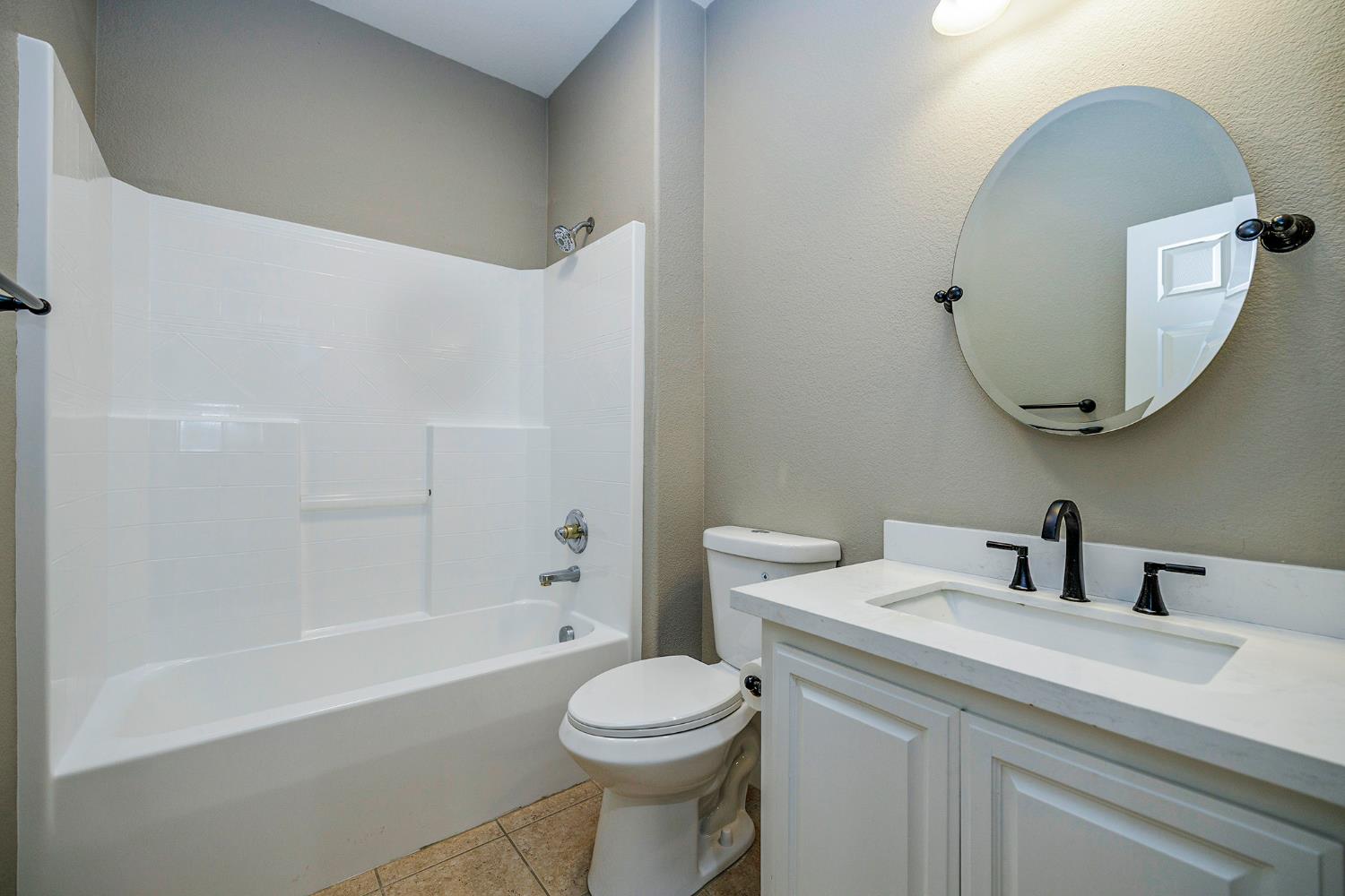 20633 Sarazen Pl, Patterson, CA 95363