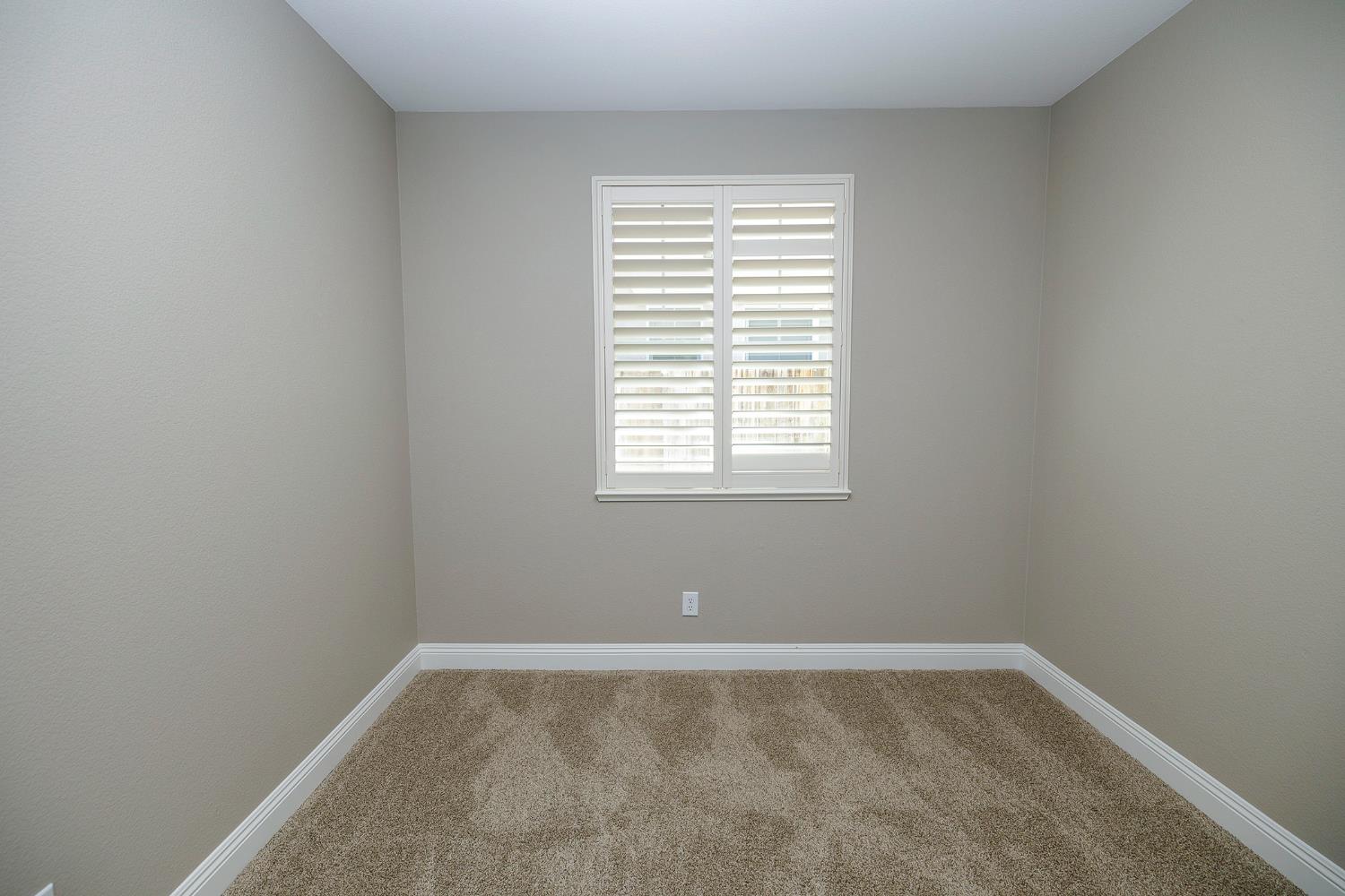 20633 Sarazen Pl, Patterson, CA 95363