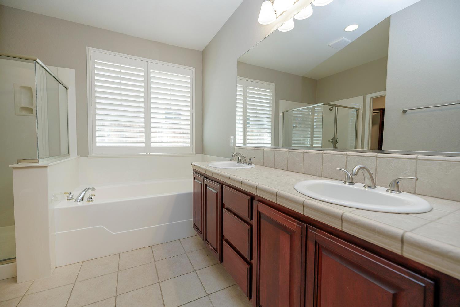 20633 Sarazen Pl, Patterson, CA 95363