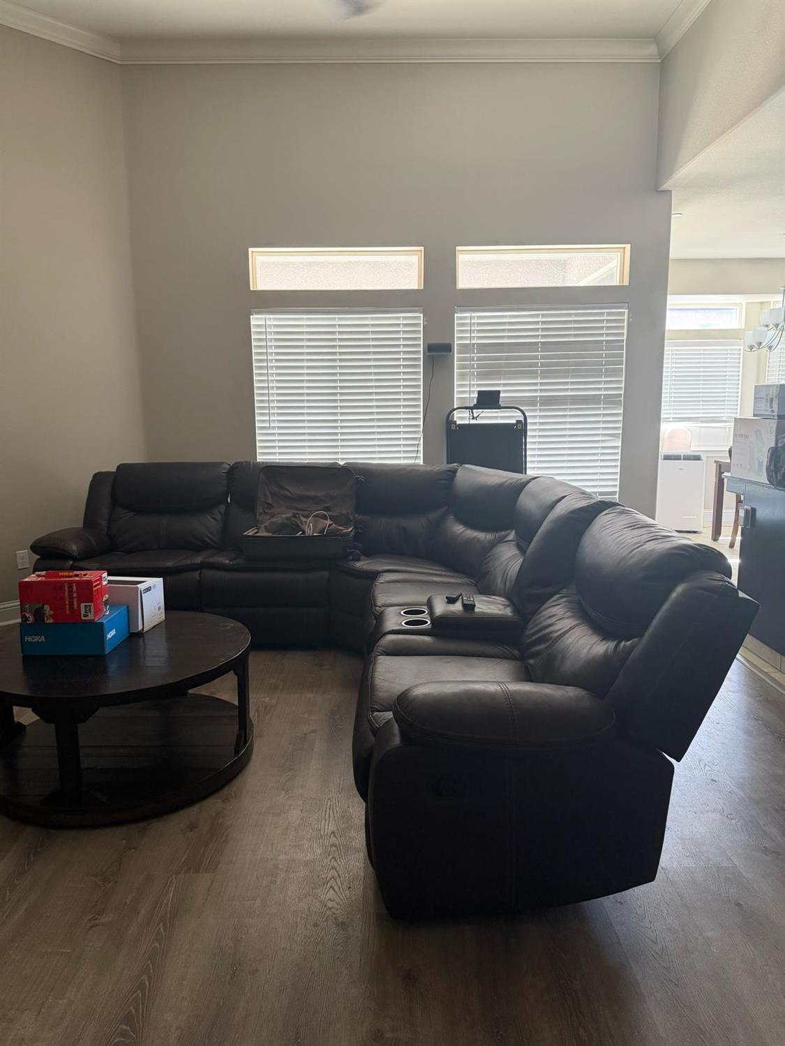 565 Rockport Dr, Los Banos, CA 93635