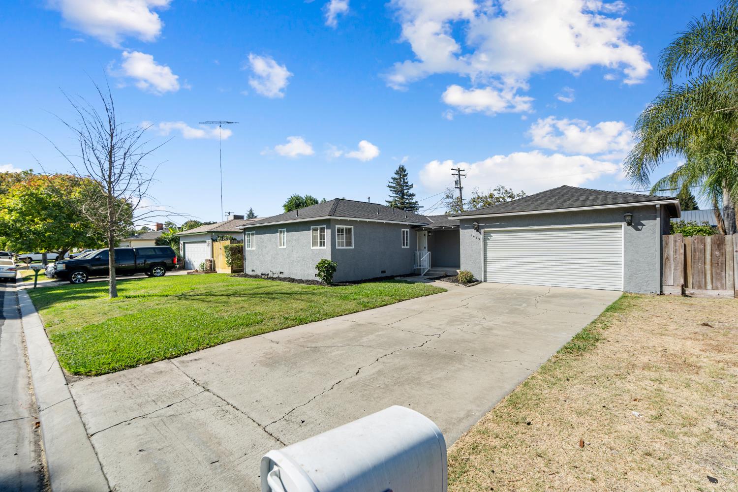 1429 Brannon Ave, Modesto, CA 95350