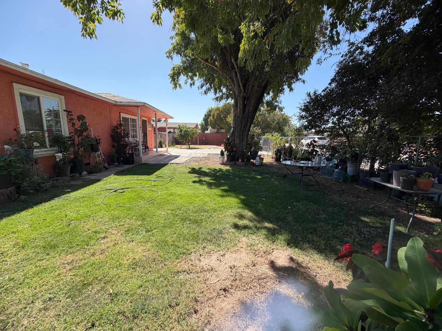 802 wheatley, Modesto, CA 95351