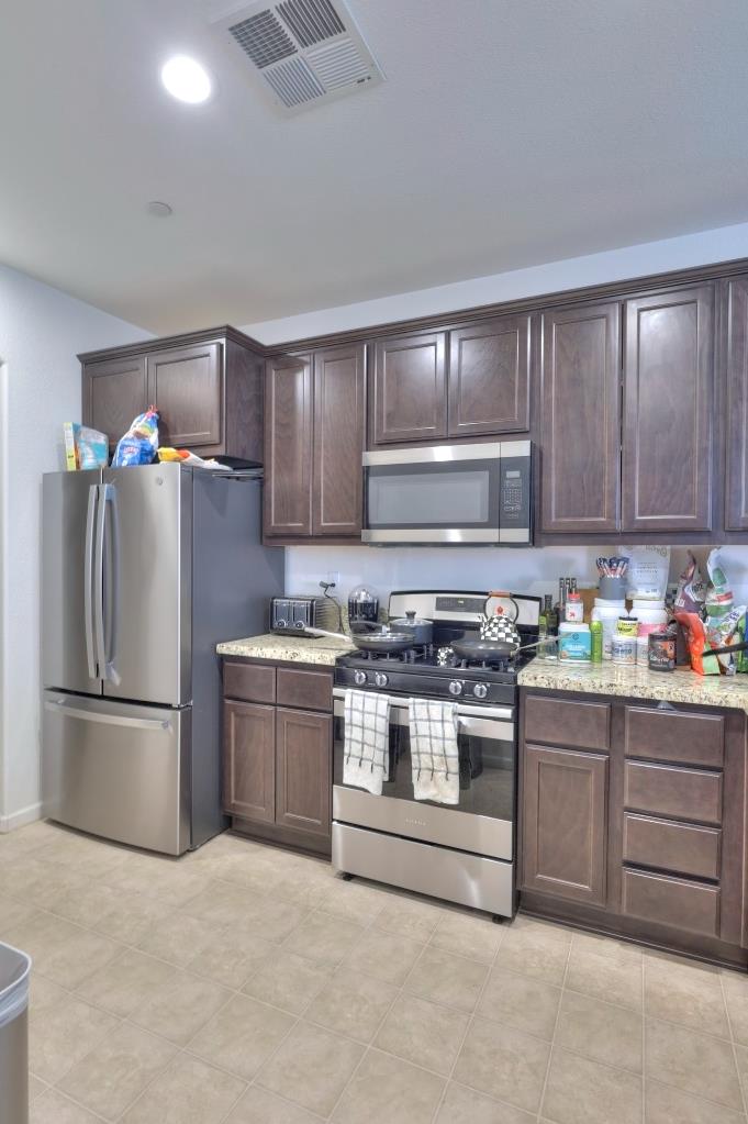 2995 Masterson Ln, Merced, CA 95348
