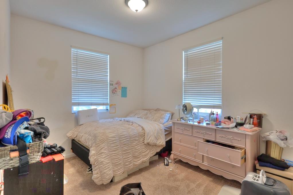 2995 Masterson Ln, Merced, CA 95348