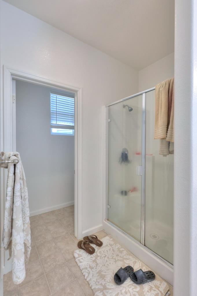 2995 Masterson Ln, Merced, CA 95348