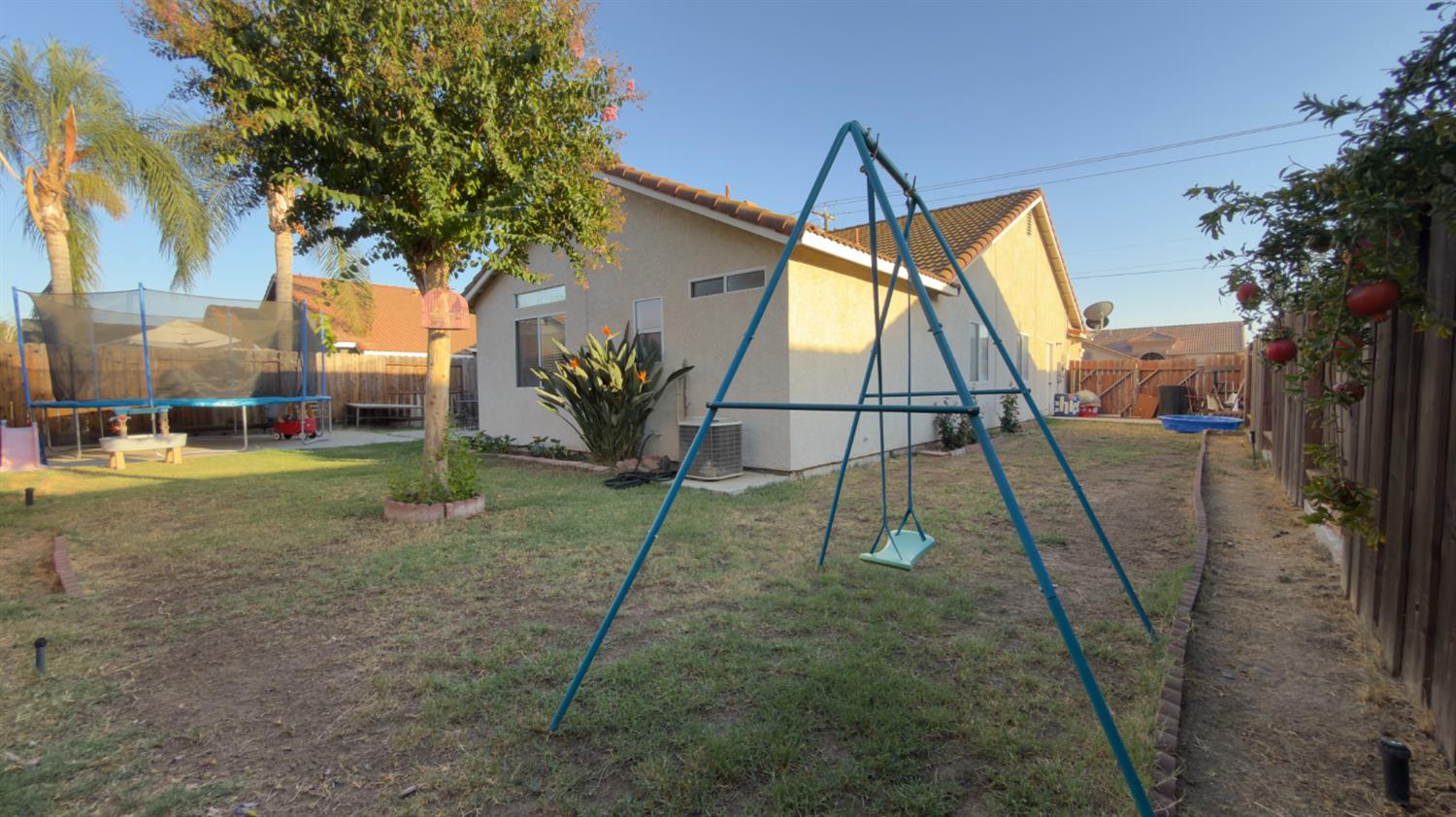 781 Hackett Rd, Ceres, CA 95307