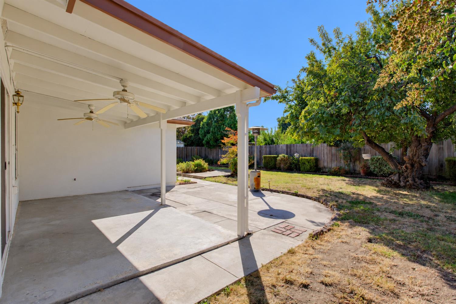 3028 Darlene Ln, Modesto, CA 95355